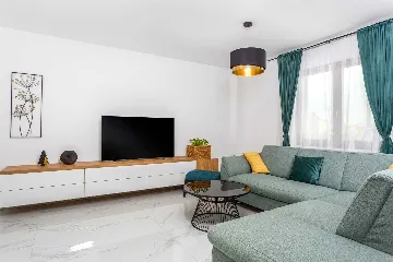 Villa with Pool and Sea Views in Bajčići (Krk)