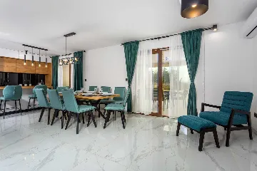 Villa with Pool and Sea Views in Bajčići (Krk)