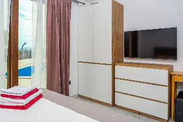 Villa with Pool and Sea Views in Bajčići (Krk)