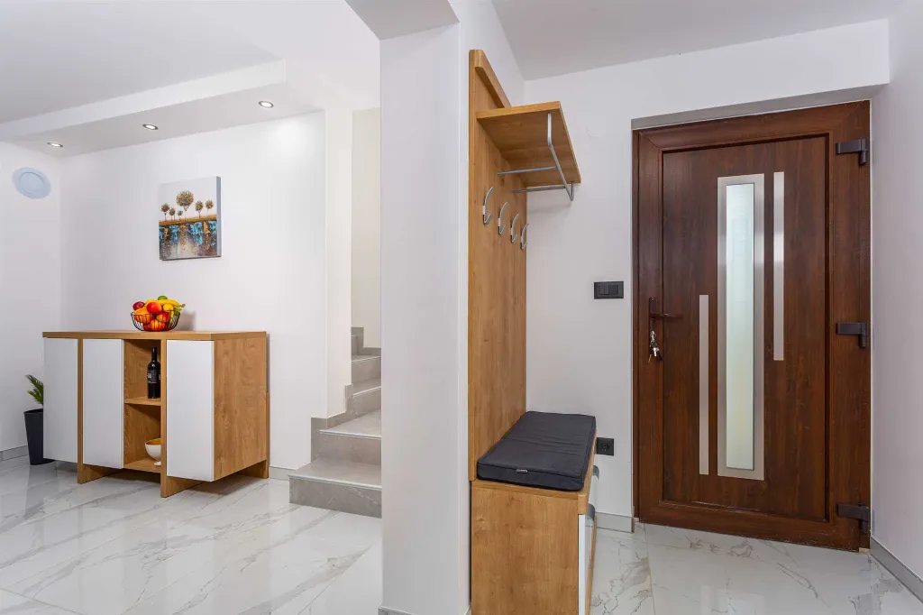 Villa with Pool and Sea Views in Bajčići (Krk)