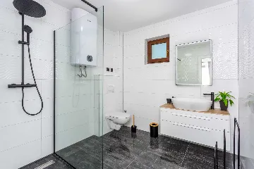 Villa with Pool and Sea Views in Bajčići (Krk)