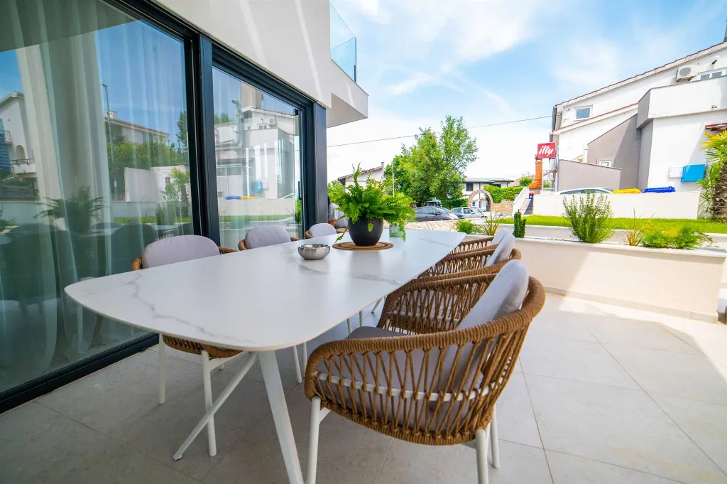 Villa in Vantačići (Krk) with Heated Pool
