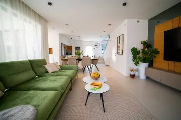 Villa in Vantačići (Krk) with Heated Pool