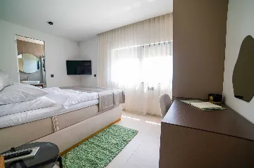 Villa in Vantačići (Krk) with Heated Pool