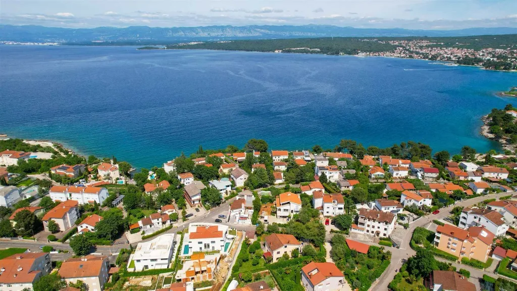 Villa in Vantačići (Krk) with Heated Pool