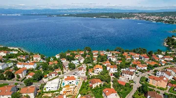 Villa in Vantačići (Krk) with Heated Pool