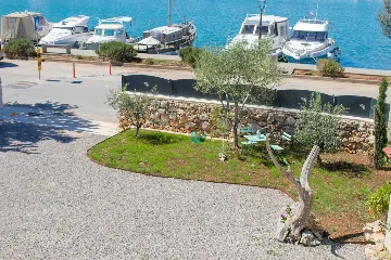 Klimno (Krk) Villa for 8 Guests with Heated Pool