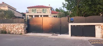 Klimno (Krk) Villa for 8 Guests with Heated Pool