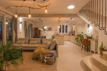 Klimno (Krk) Villa for 8 Guests with Heated Pool