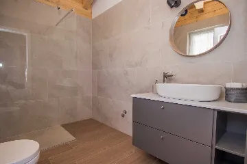 Klimno (Krk) Villa for 8 Guests with Heated Pool