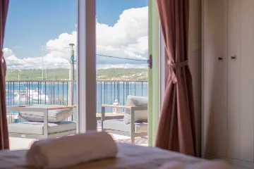 Klimno (Krk) Villa for 8 Guests with Heated Pool