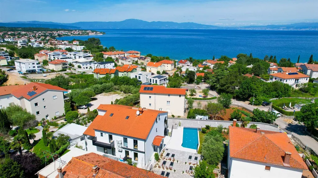 Zidarići (Krk) Apartment for 4 Guests