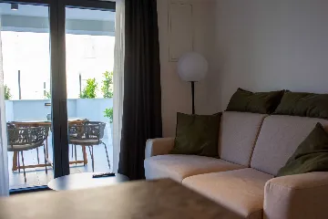 Zidarići (Krk) Apartment for 4 Guests