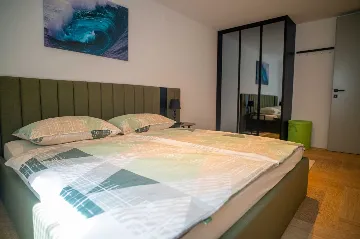 Zidarići (Krk) Apartment for 4 Guests