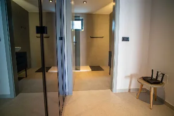 Zidarići (Krk) Apartment for 4 Guests