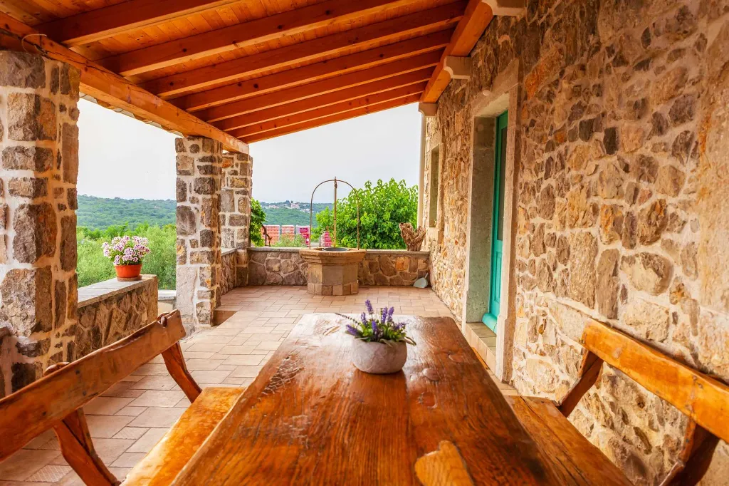 Villa with Private Pool and Sea View in Tribulje