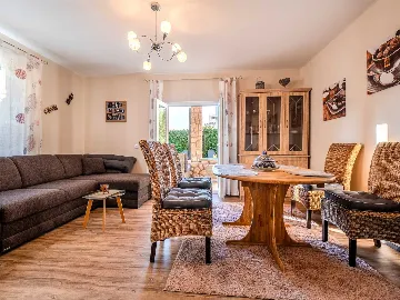 Malinska Villa for 5 Guests with Private Pool