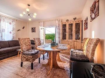 Malinska Villa for 5 Guests with Private Pool