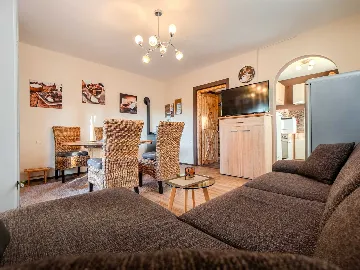 Malinska Villa for 5 Guests with Private Pool