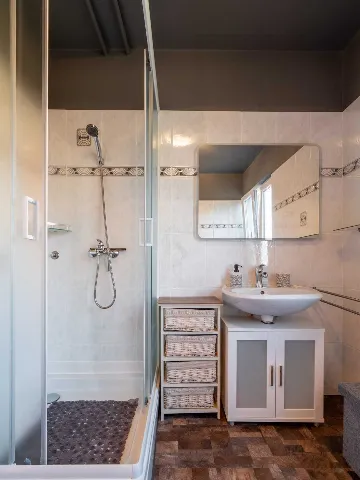 Malinska Villa for 5 Guests with Private Pool