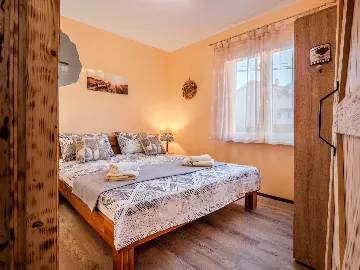 Malinska Villa for 5 Guests with Private Pool