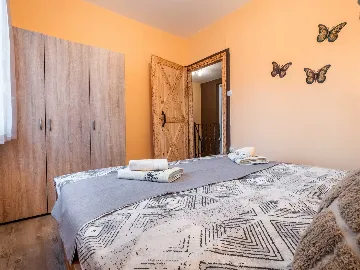 Malinska Villa for 5 Guests with Private Pool