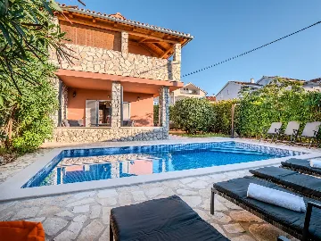 Malinska Villa for 5 Guests with Private Pool