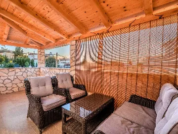 Malinska Villa for 5 Guests with Private Pool