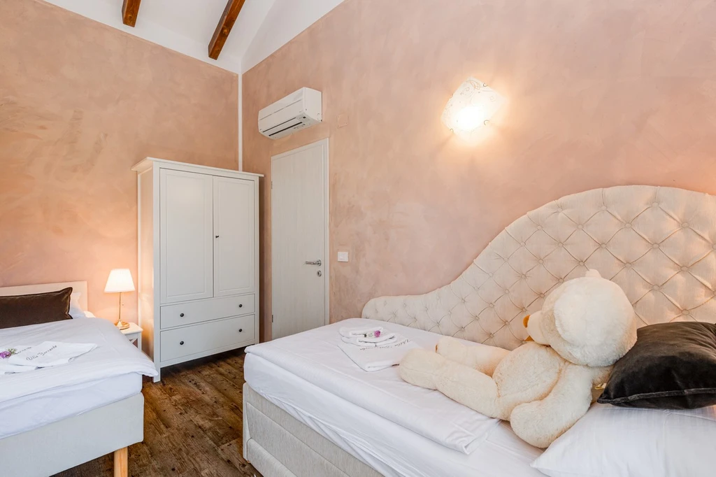 Porat (Krk) Villa with Heated Private Pool