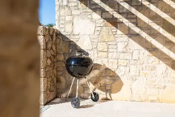 3-Bedroom Villa with Heated Private Pool in Porat