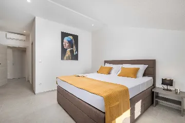 4-Bedroom Villa in Kras (Krk) for Up to 10