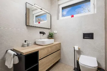 4-Bedroom Villa in Kras (Krk) for Up to 10