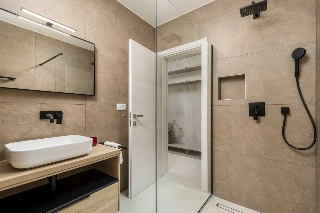 4-Bedroom Villa in Kras (Krk) for Up to 10