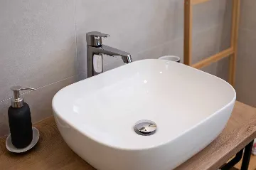 Two-Bedroom Villa with Pool in Rasopasno, Krk