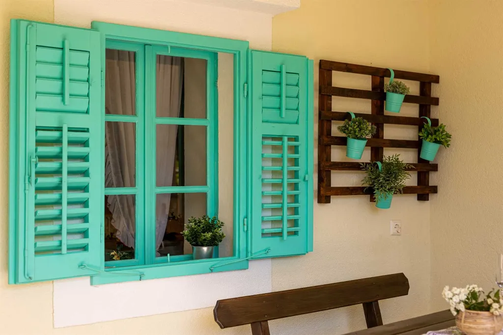 Two-Bedroom Villa with Pool in Rasopasno, Krk