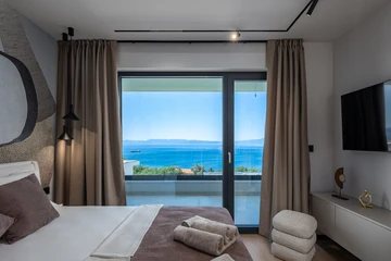 Seaside View Villa for 8 in Kostrena