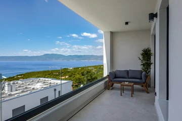 Seaside View Villa for 8 in Kostrena