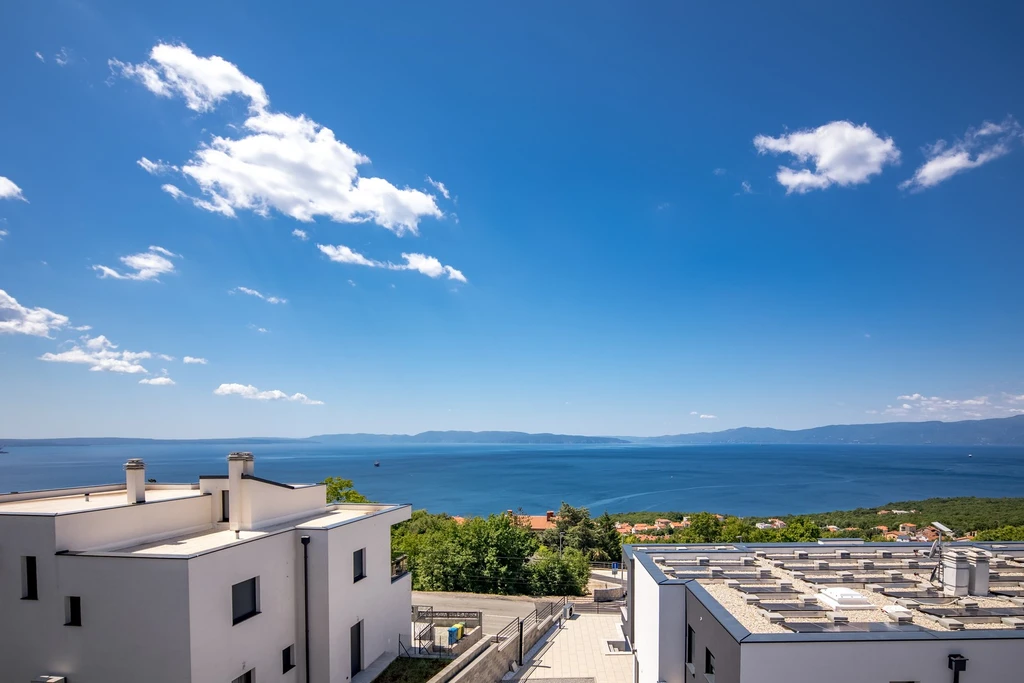 Seaside View Villa for 8 in Kostrena