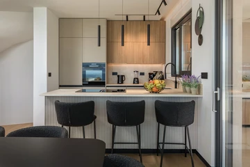 Seaside View Villa for 8 in Kostrena