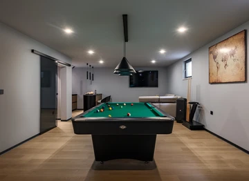 Seaside View Villa for 8 in Kostrena