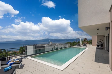 Seaside View Villa for 8 in Kostrena