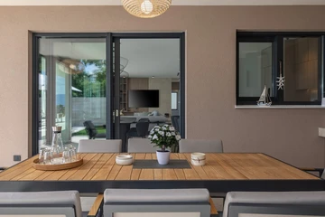 Seaside View Villa for 8 in Kostrena