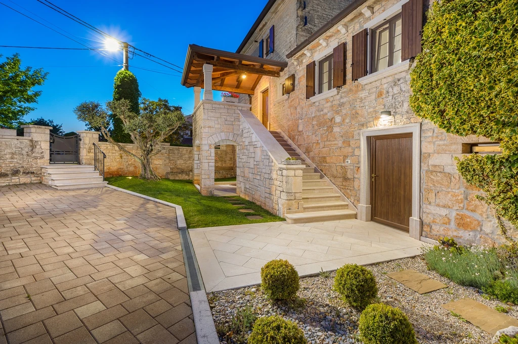 Family-Friendly Villa in Tinjan, Istria