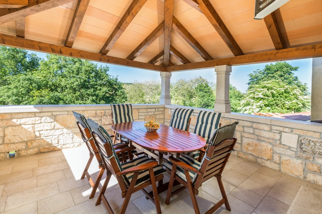 Family-Friendly Villa in Tinjan, Istria