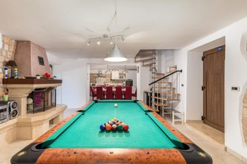 Family-Friendly Villa in Tinjan, Istria