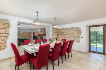 Family-Friendly Villa in Tinjan, Istria