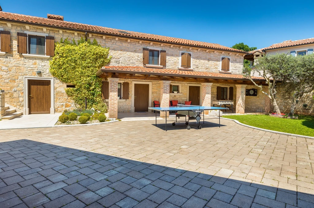 Family-Friendly Villa in Tinjan, Istria