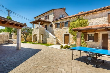 Family-Friendly Villa in Tinjan, Istria