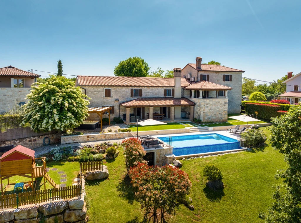 Family-Friendly Villa in Tinjan, Istria