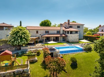 Family-Friendly Villa in Tinjan, Istria